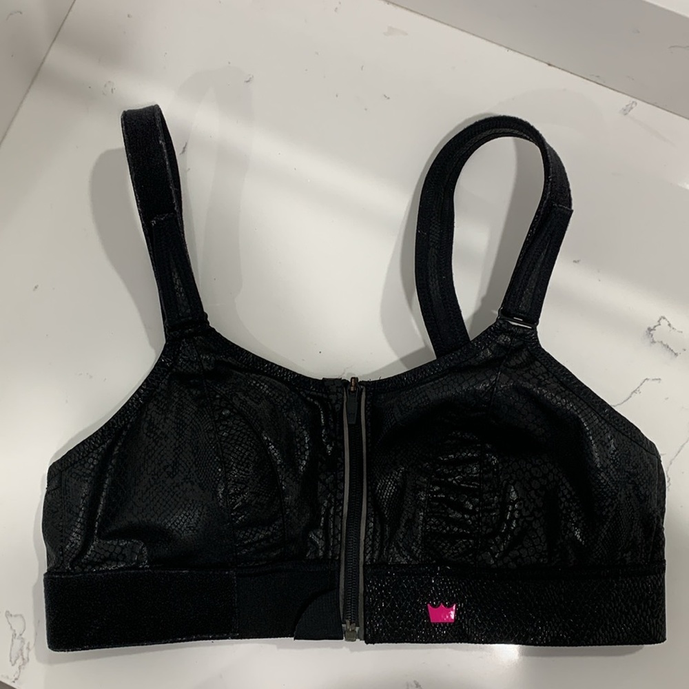 Shefit Ultimate Sports bra in Luxe black snakeskin print